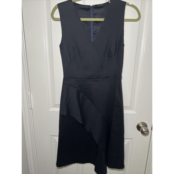 Elie Tahari Linen Sheath Dress Womens 2 Navy Blue Linen V-Neck Crossover Ruffle - Picture 1 of 12